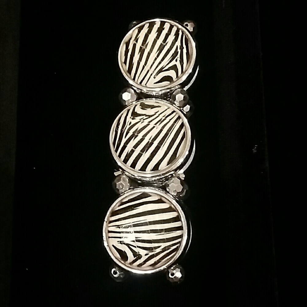 Black and white zebra patterned Stretch Bracelet